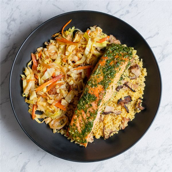 Salmón al pesto verde-lateral