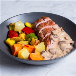 Solomillo de cerdo en salsa funghi