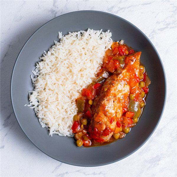 Suprema pollo al chilindrón-lateral