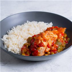 Suprema pollo al chilindrón