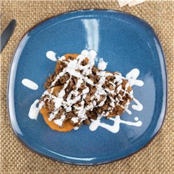 Ternera con boniato y salsa yogur