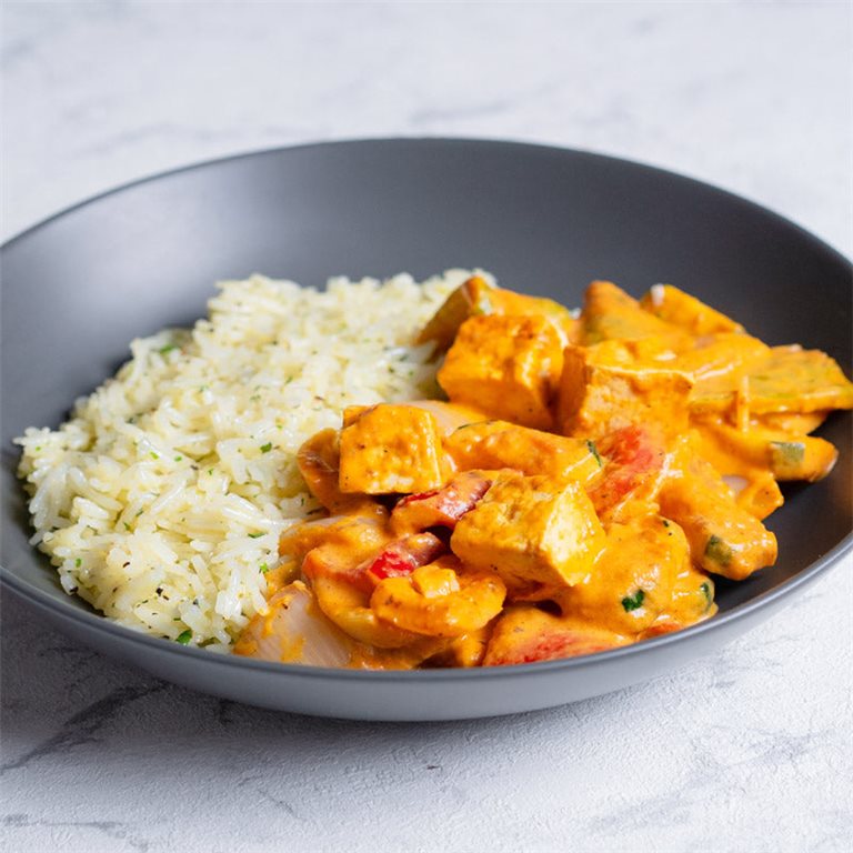 Curry rojo de verduras y tofu