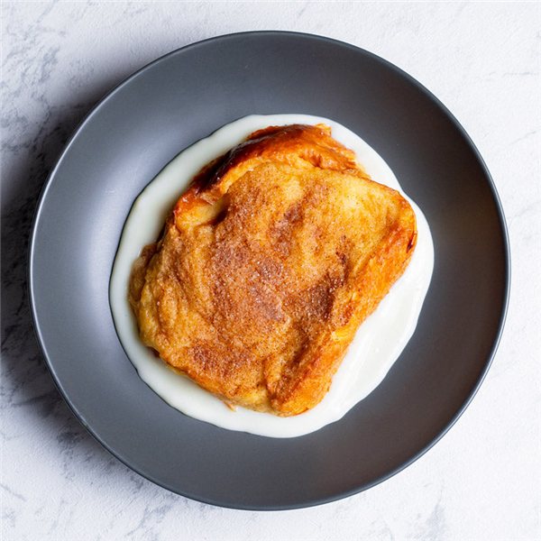 Torrija brioche con crema avainillada-lateral