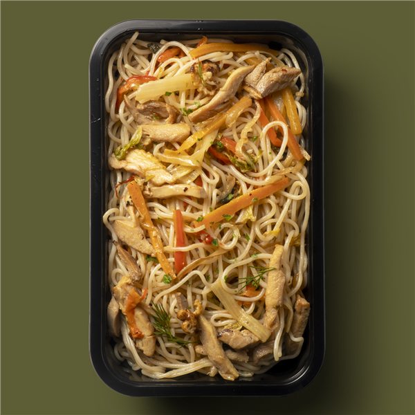 Yakisoba de verduras y abanico ibérico-lateral