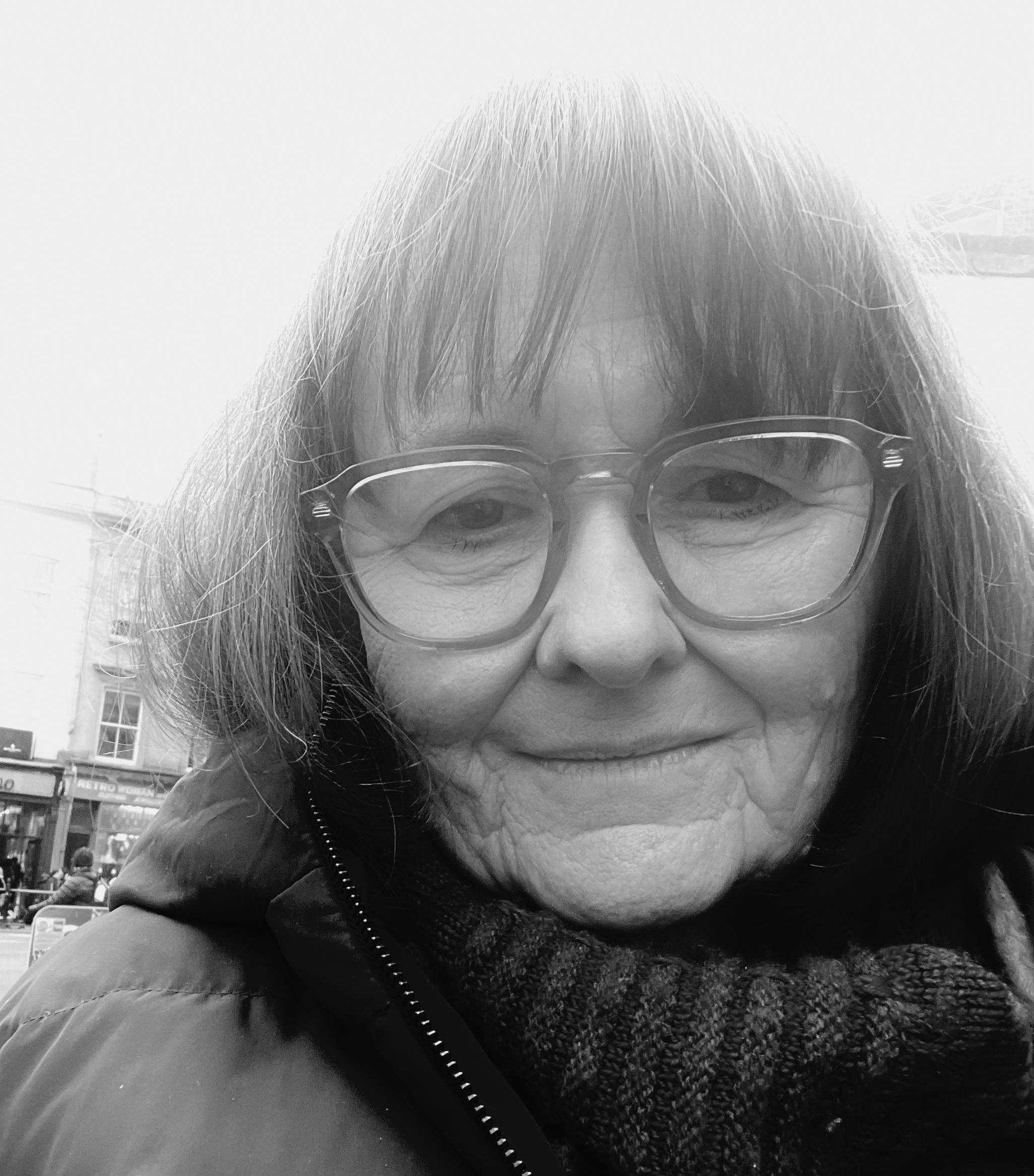 Clare Newbolt loading=