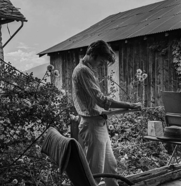 Hugh MortonHero Image