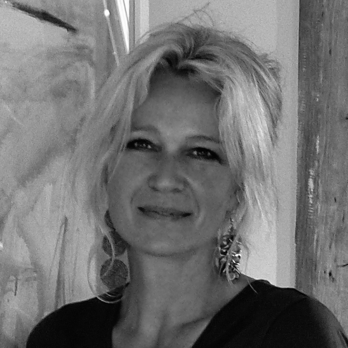 Anna RedwoodHero Image