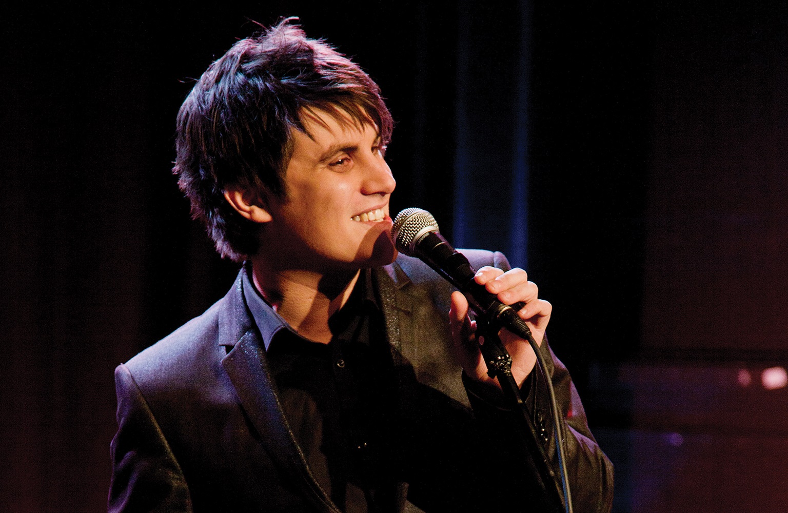 Singer Aaron Bolton talks song requests, who he’d love to sing with and the Atlas band