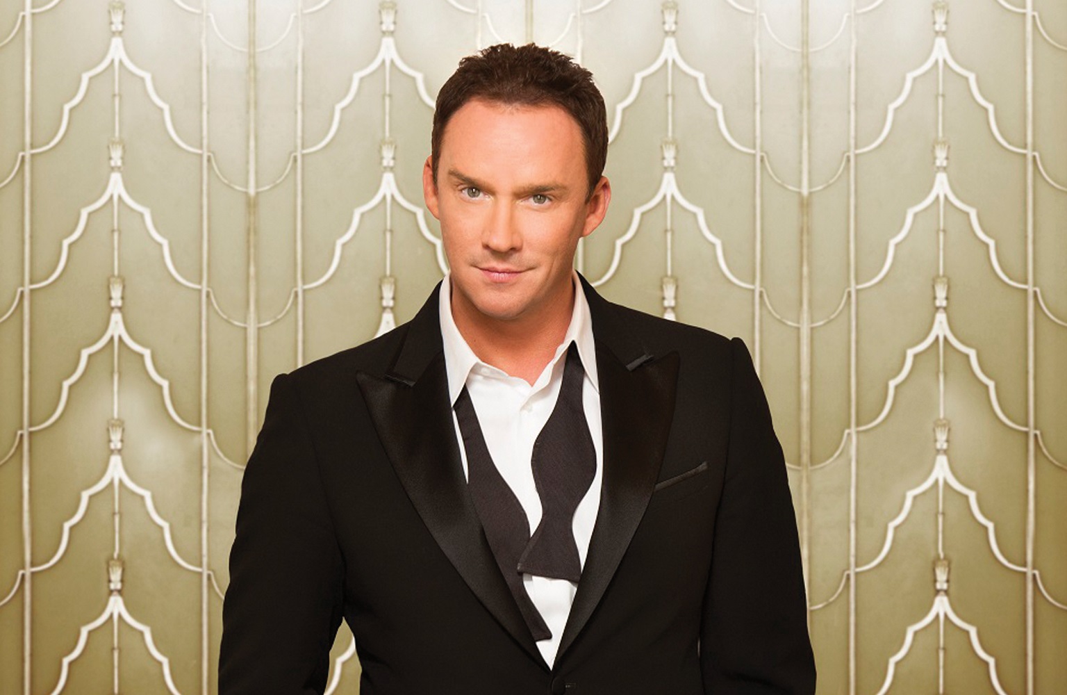 Russell Watson talks Nessun Dorma, playing tennis, turning 50, new albums and dream duets