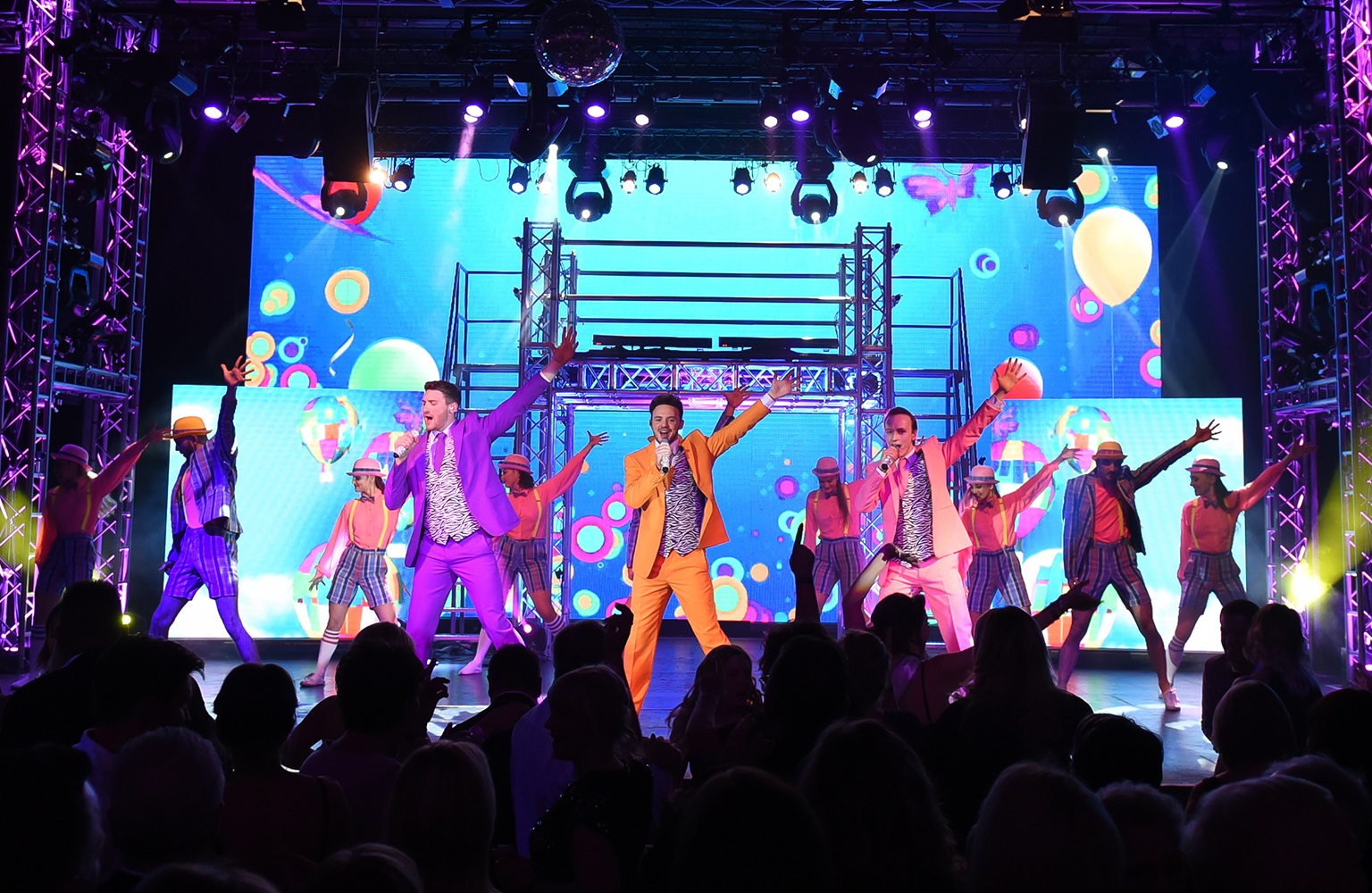 Fancy a theatre break? Take in a show and enjoy a short break in Norfolk