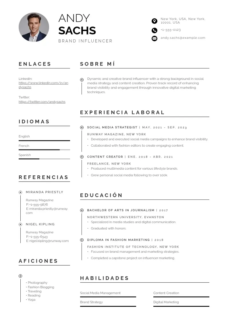 two column influencer-de-marca resume example