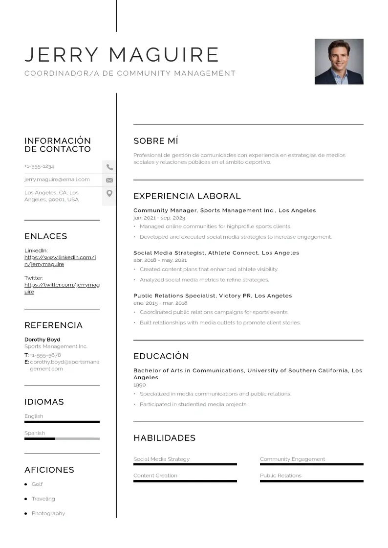 two column coordinadora-de-community-management resume example