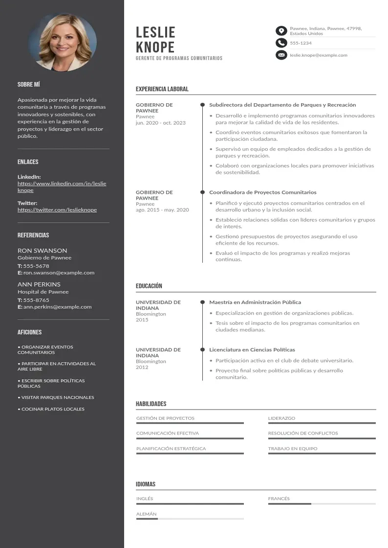two column gerente-de-programas-comunitarios resume example