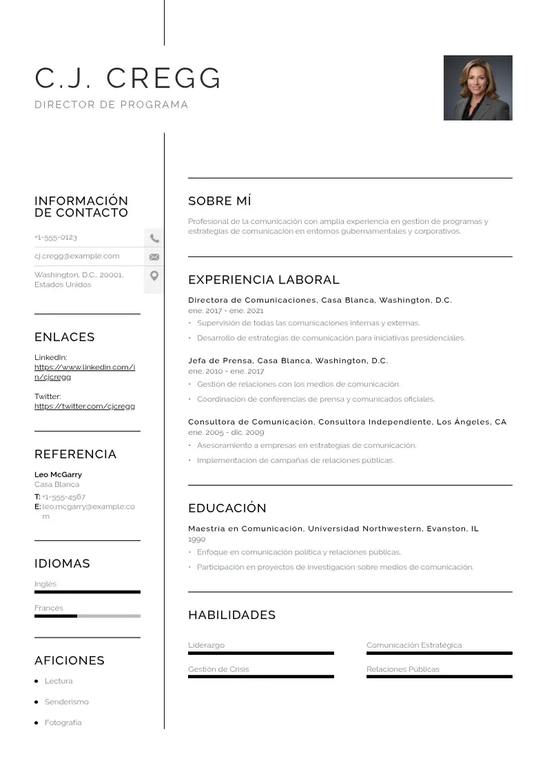 two column cv-director-de-programa resume example