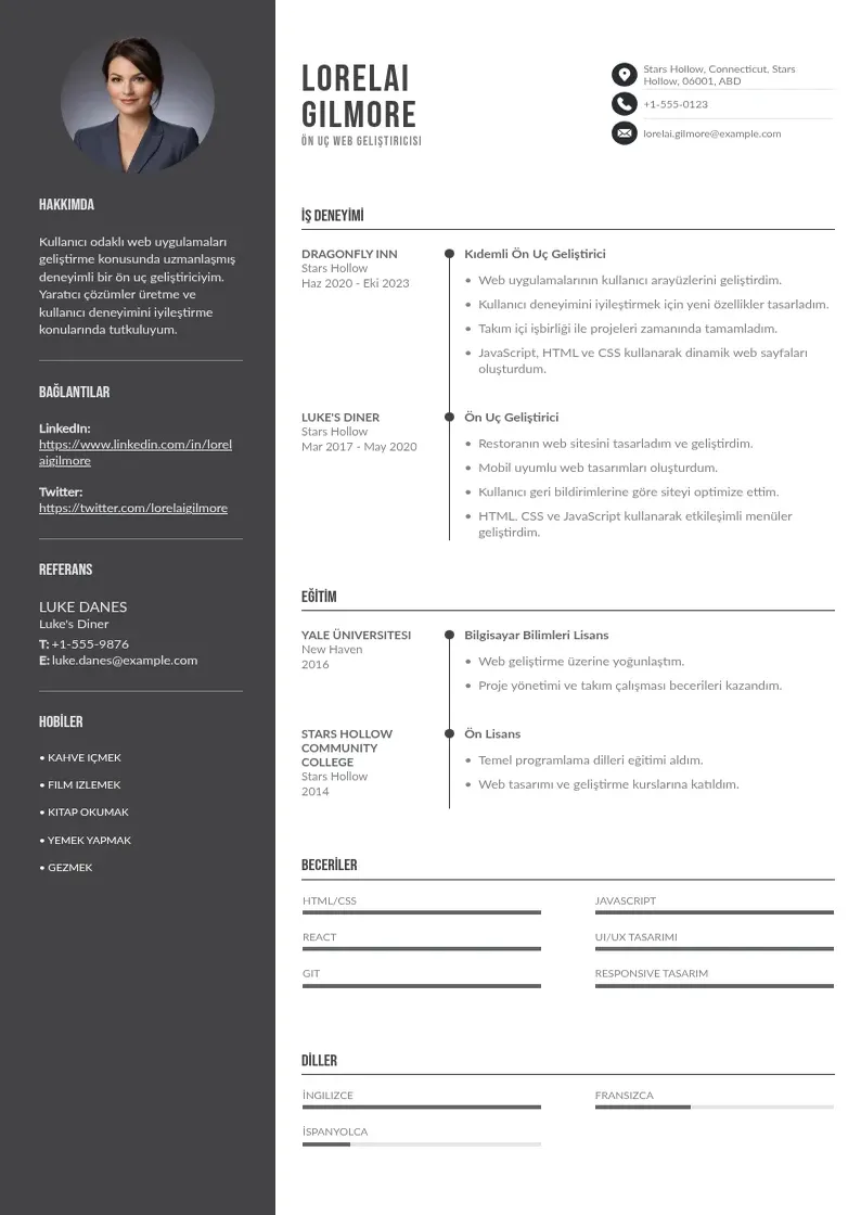 Divu kolonnu Ön Uç Web Geliştiricisi  CV piemērs