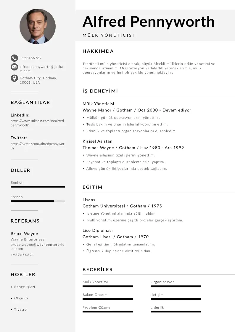 Mūsdienīga Mülk Yöneticisi  CV veidne