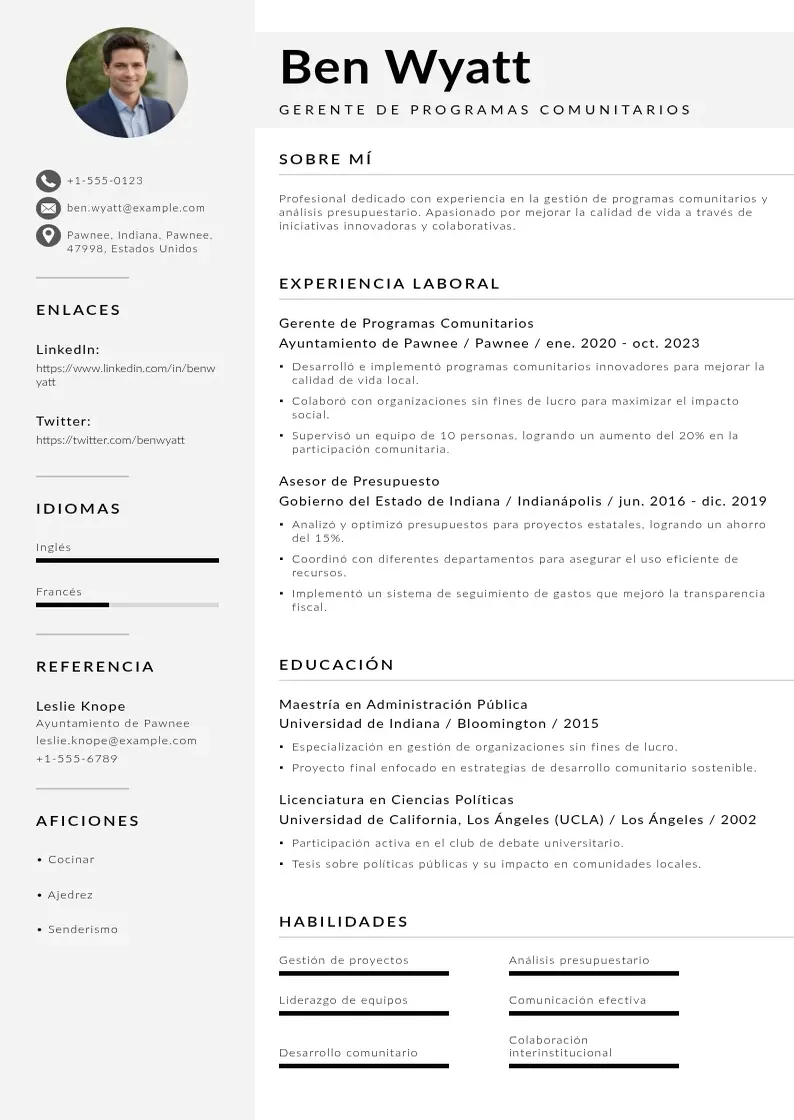 two column gerente-de-programas-comunitarios resume example