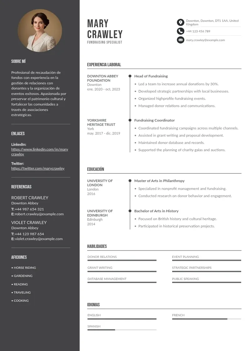 two column recaudacion-de-fondos resume example