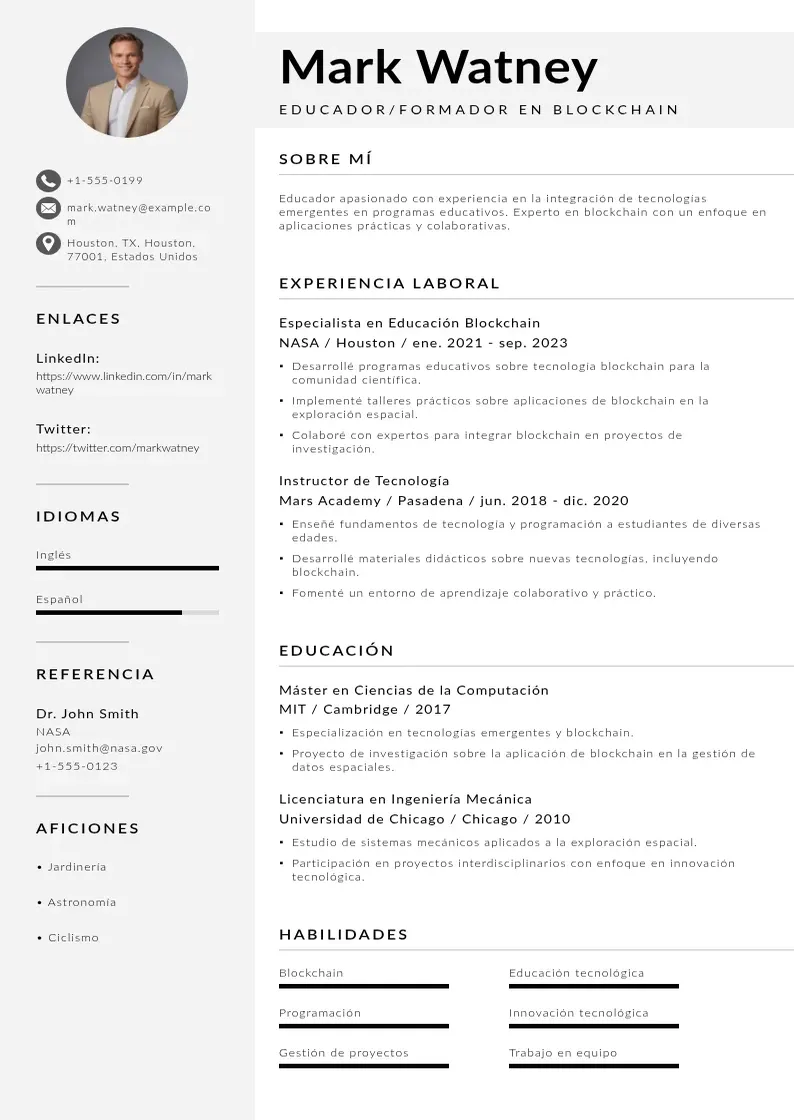two column educadorformador-en-blockchain resume example