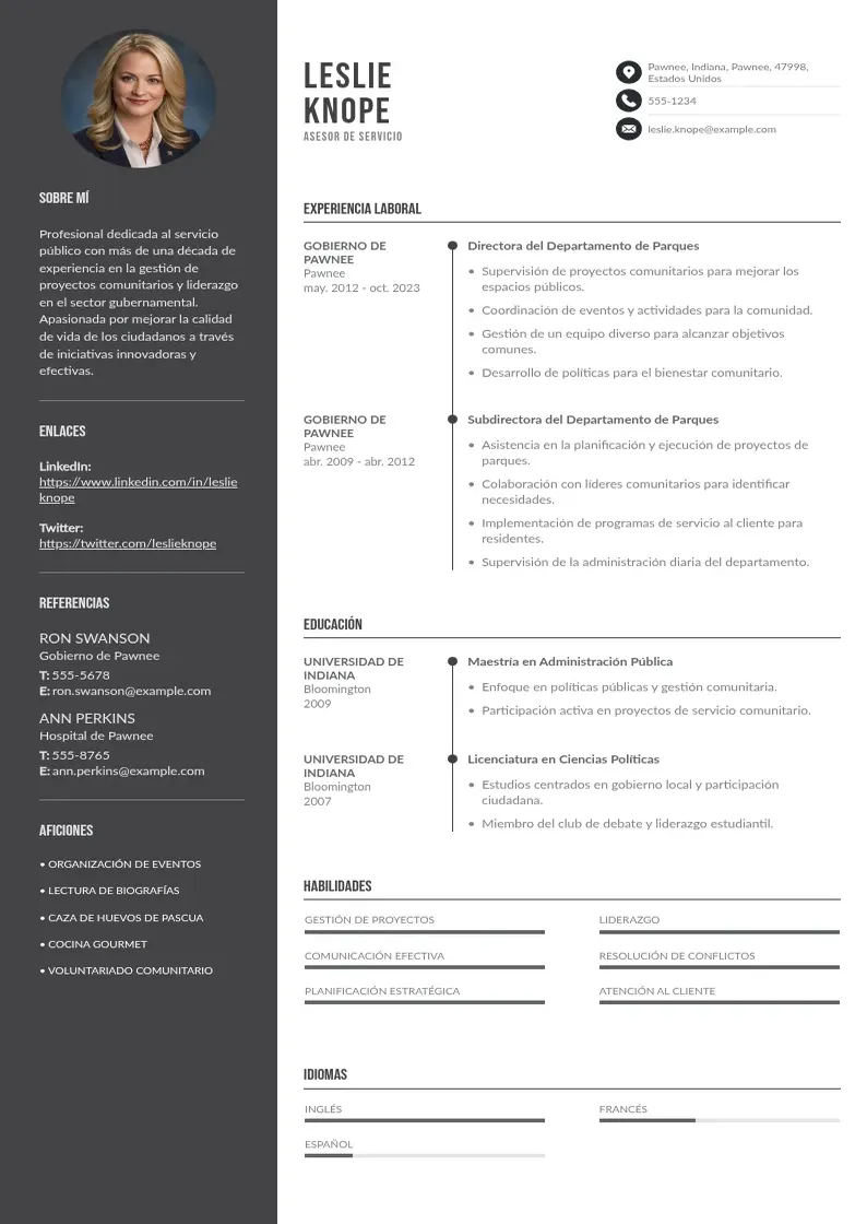 two column cv-asesor-de-servicio resume example