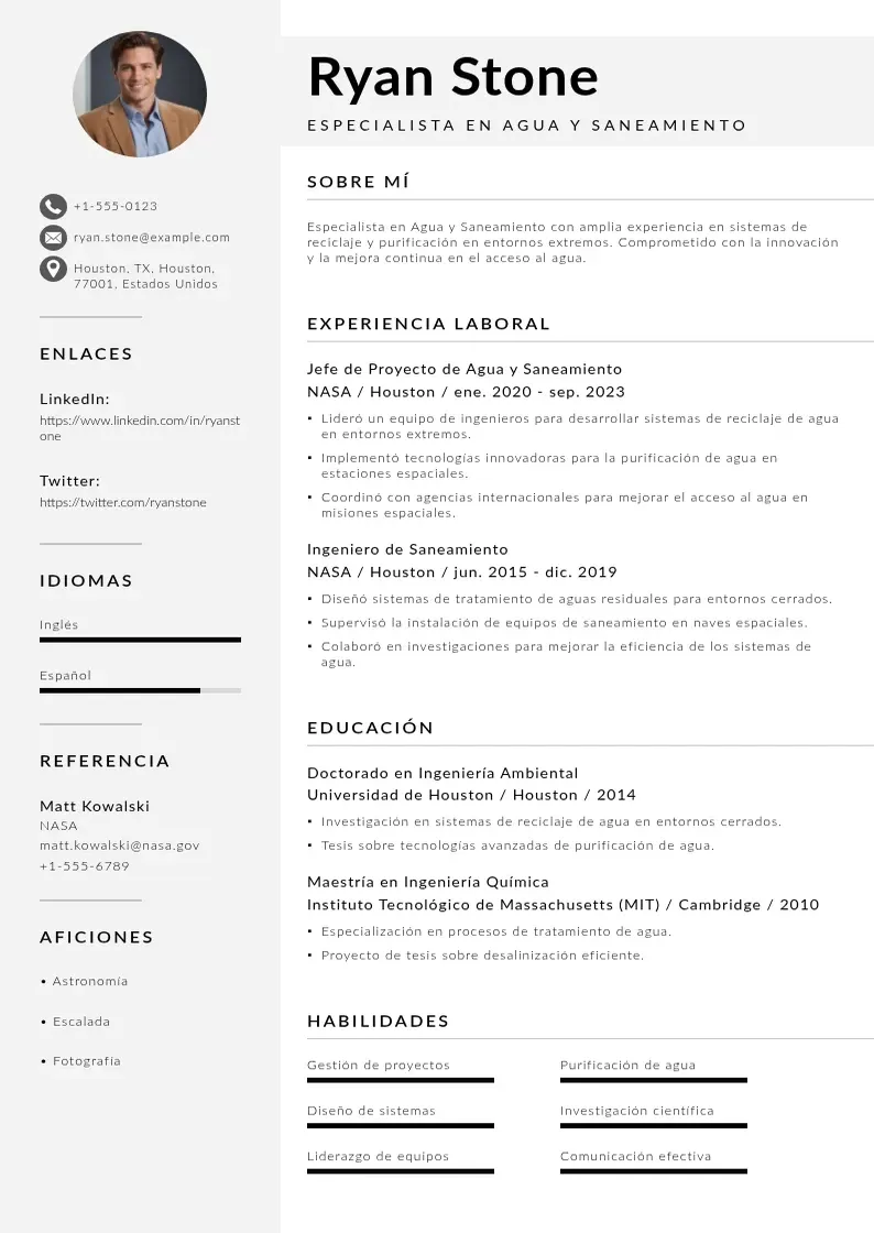 two column especialista-en-agua-y-saneamiento resume example