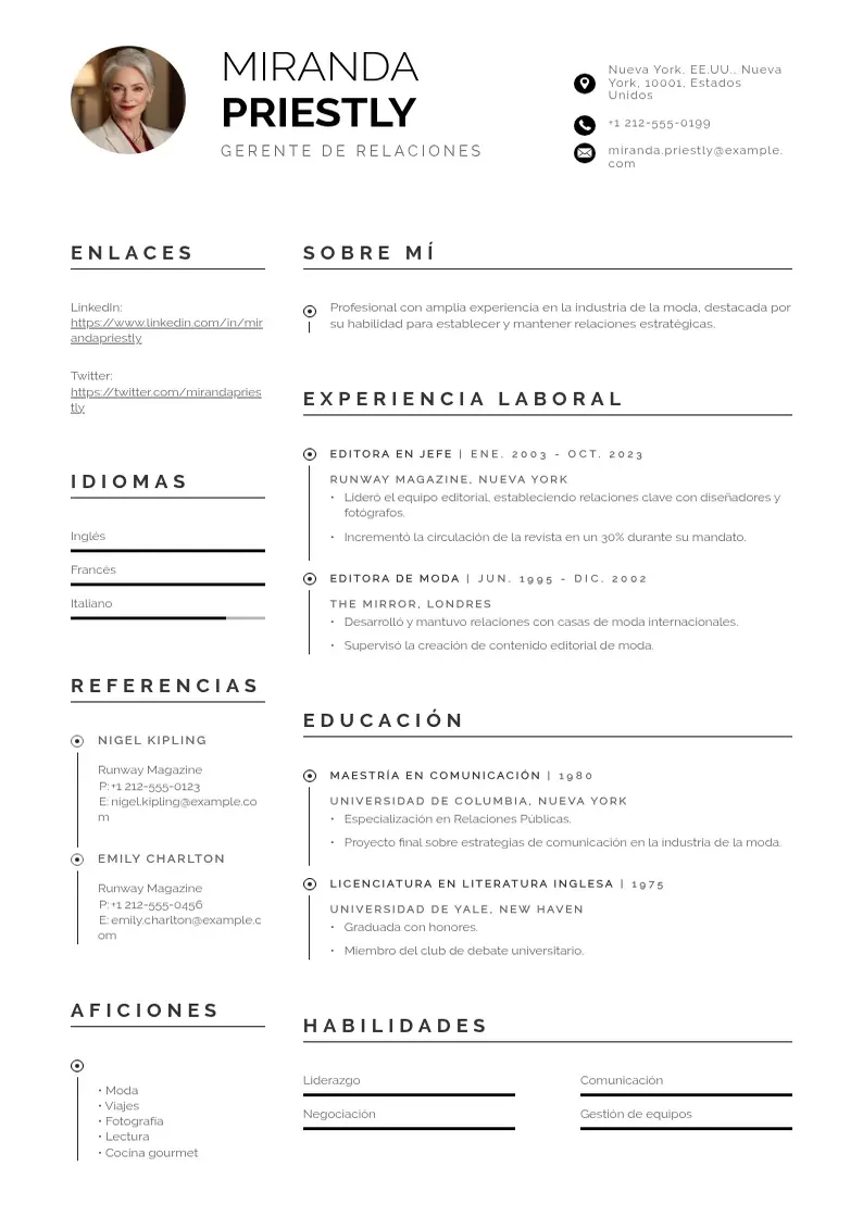 two column gerente-de-relaciones resume example