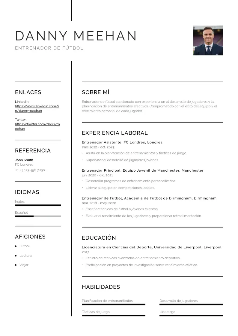 two column cv-entrenador-de-futbol-2 resume example