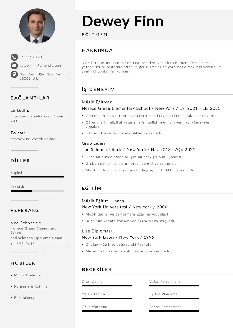 Mūsdienīga Eğitmen  CV veidne