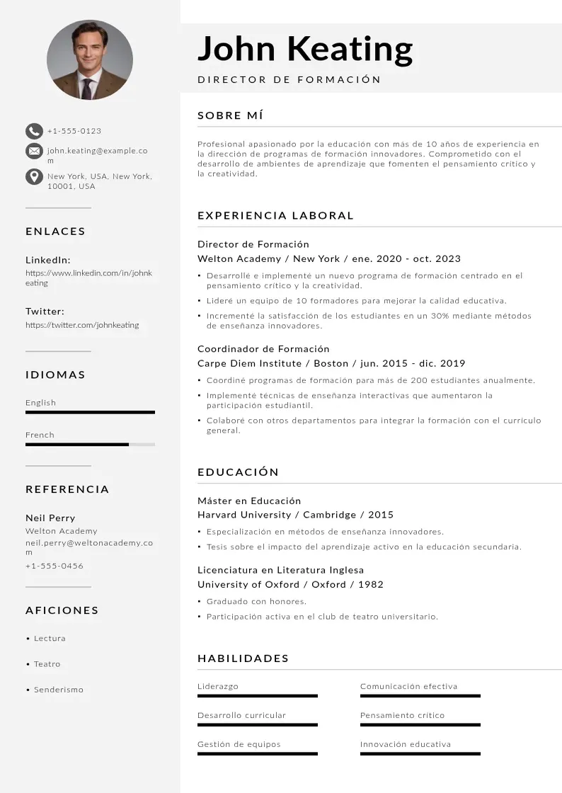 two column director-de-formacion resume example