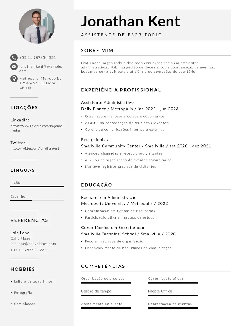 Modelo de currículo moderno de De assistente de escritorio