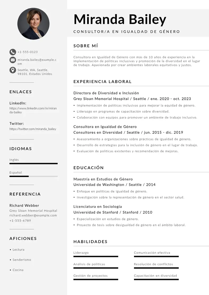 two column consultora-en-igualdad-de-genero resume example