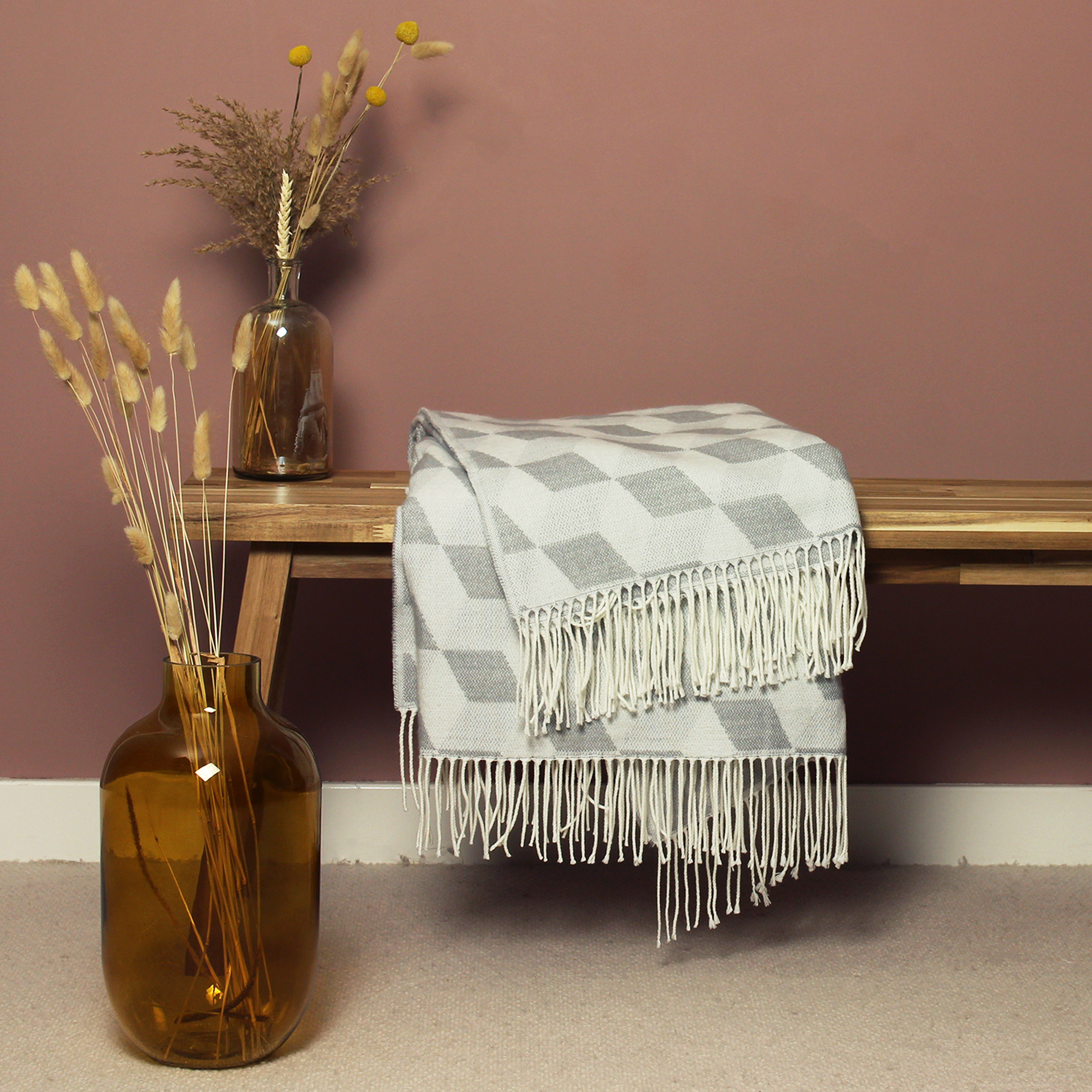 Riva Home Aspect Geometric Fringed Throw - Picture 9 of 12