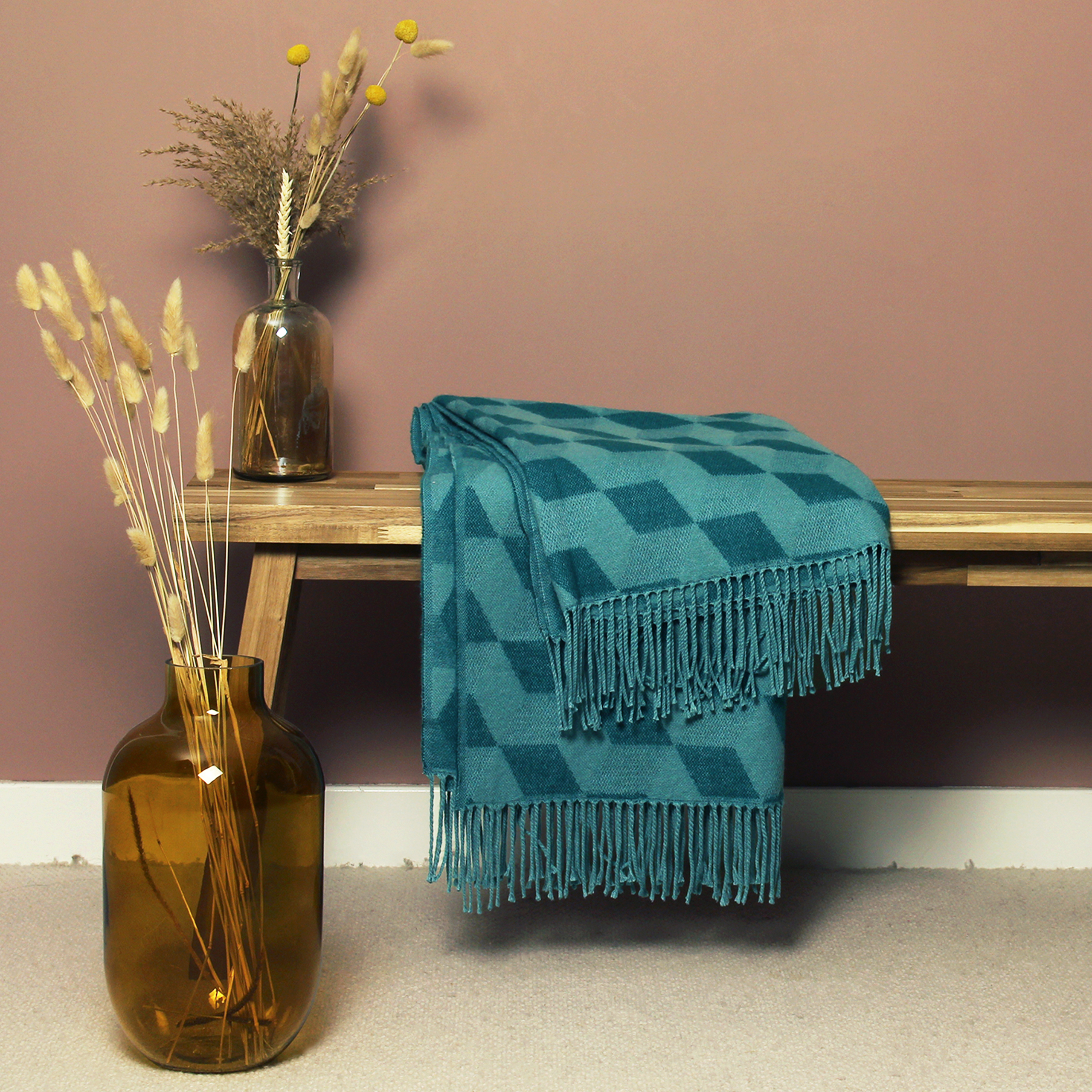 Riva Home Aspect Geometric Fringed Throw - Picture 12 of 12