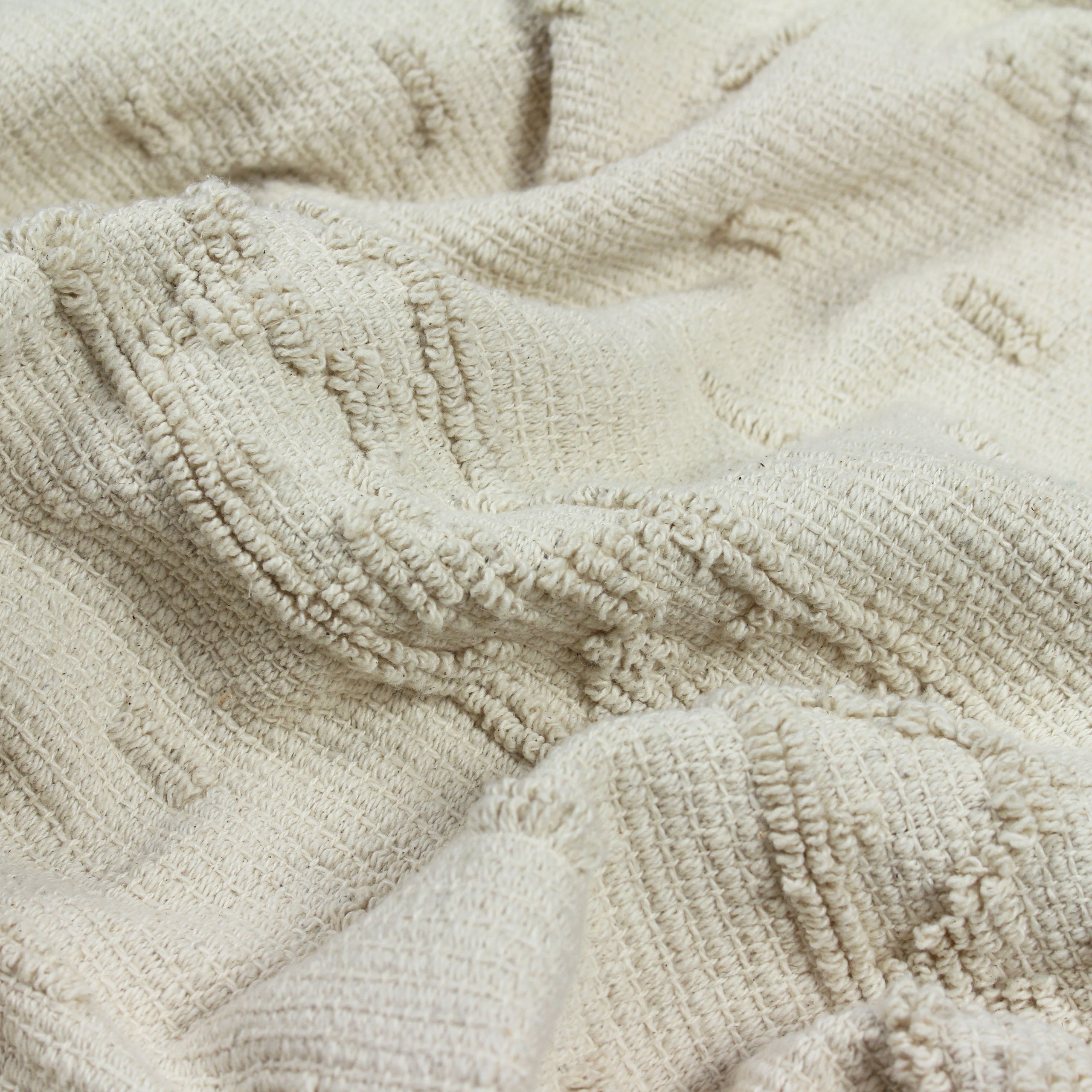 furn Boho Cotton Tufted Throw - Picture 8 of 9