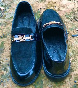 Handcrafted Louis Vuitton Black Shoe