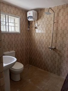 3 bedroom flat available for rent