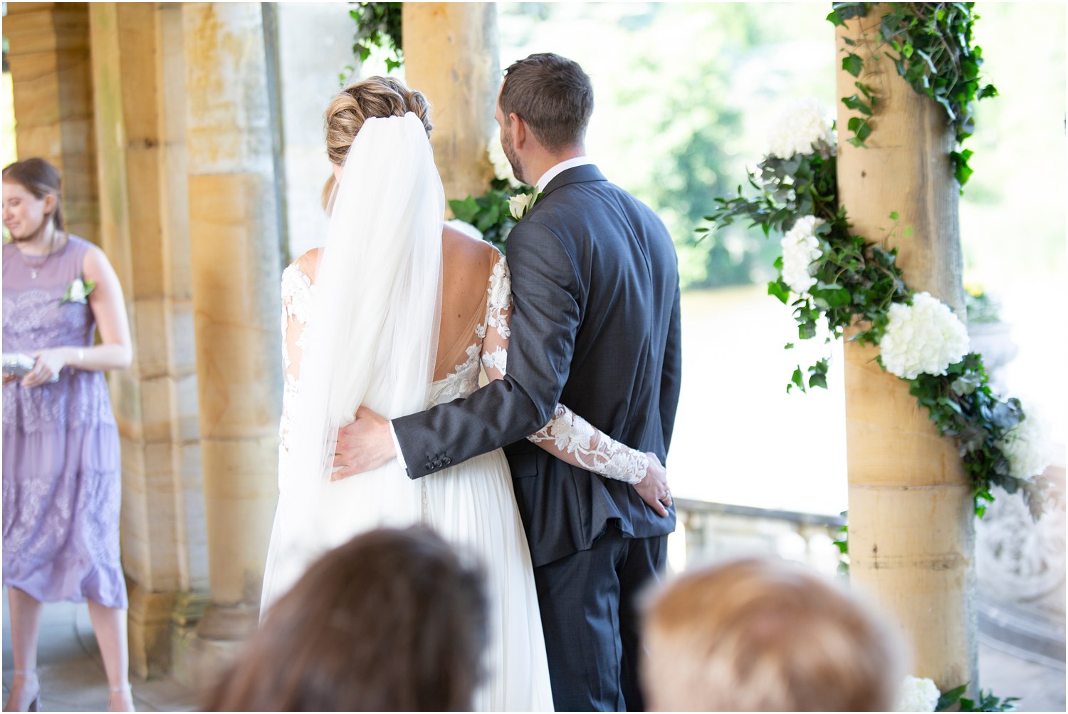How to choose a Berrylands Wedding Photographer