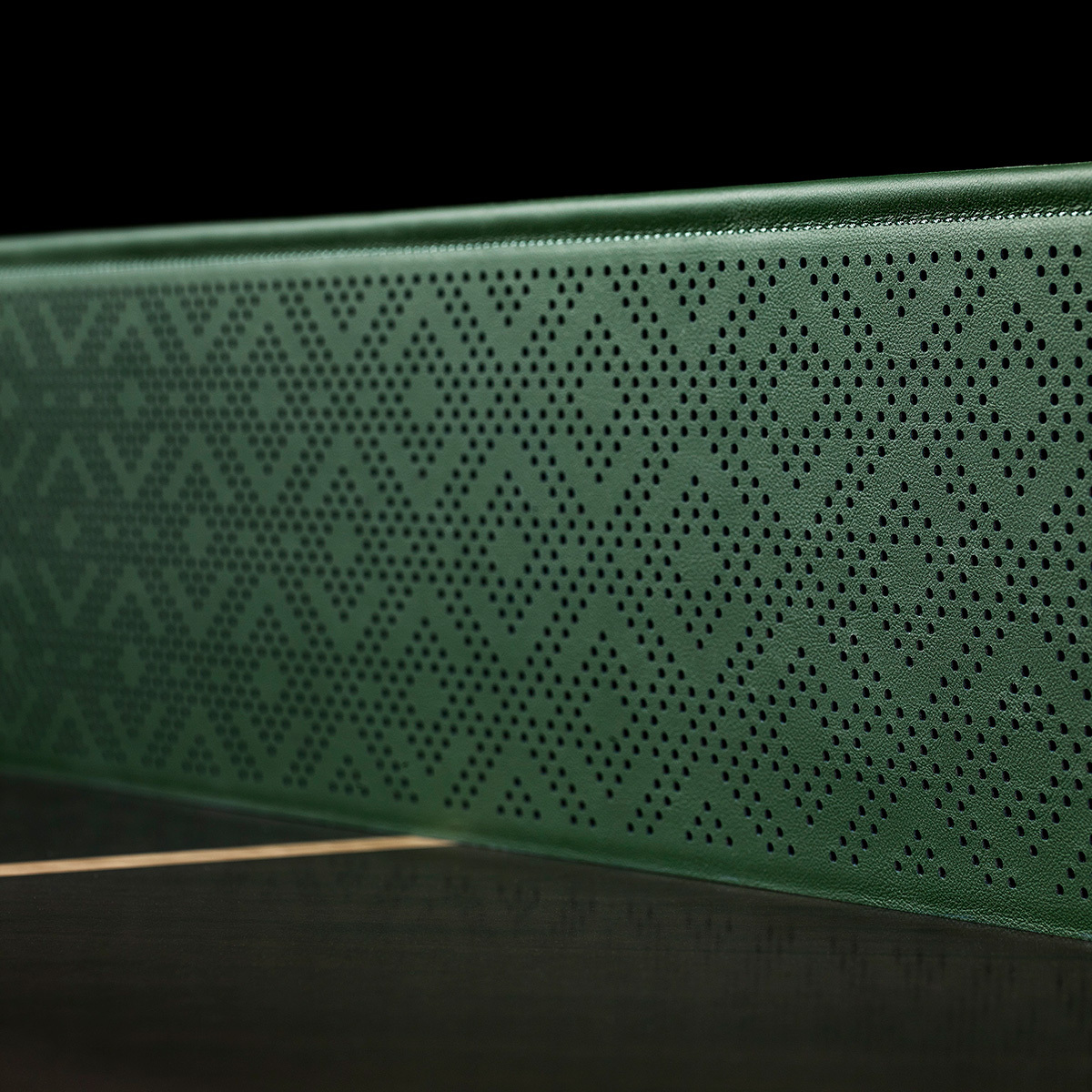 F1440 01 Table Tennis Table sq crop