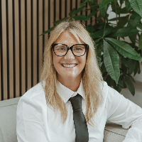 Claire Mclean