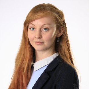 Dr Ana Wallis