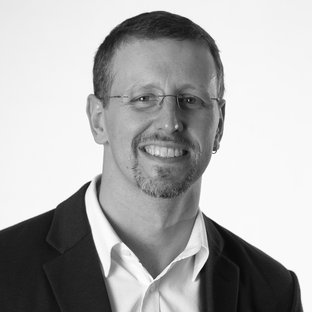 Dr Julian Nowag