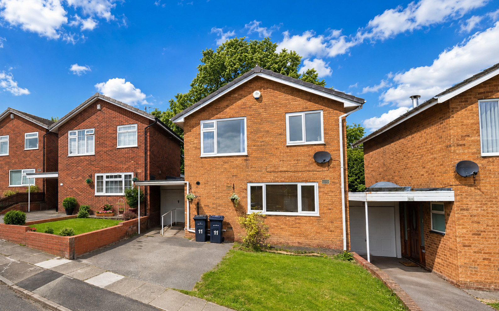 4-Bed Detached House