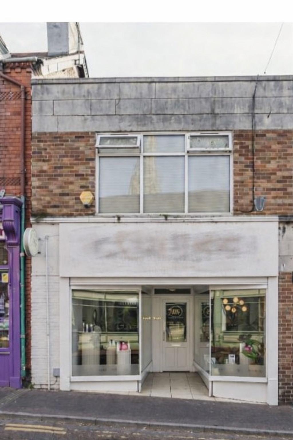 Mixed-Used Shop, 2-Bed Flat