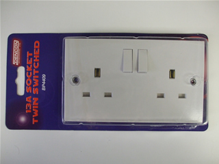 Socket | 13 Amp 2 gang twin switched | Part No:BP4409