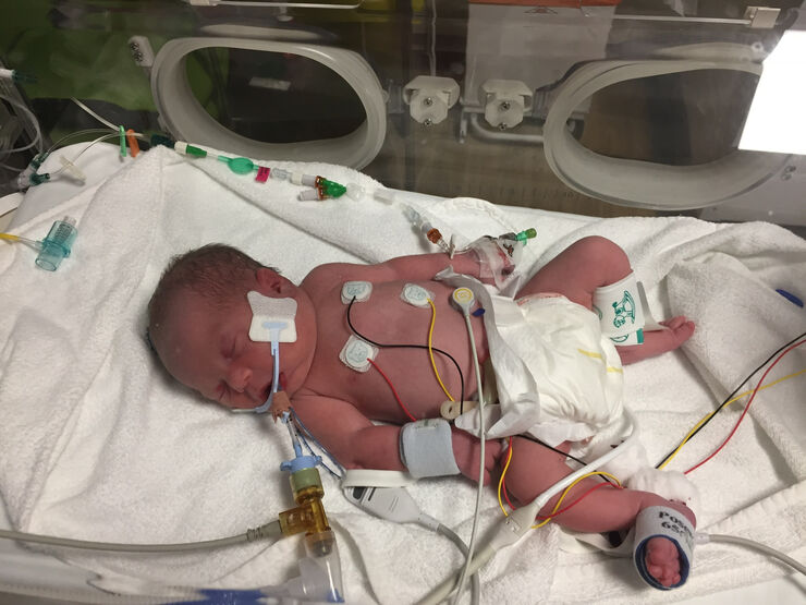 D98 F2 D2 F 8236 499 A BC41 EDFB00780 B58 002