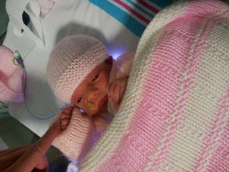 Caroline�S Story Hero