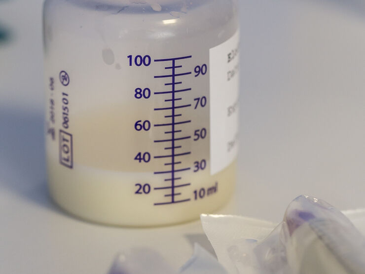 Bottle with 30ml of expressed milk inside