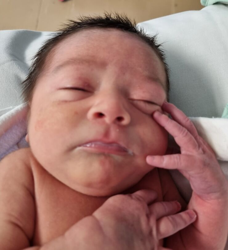 Thefirstphototubefree