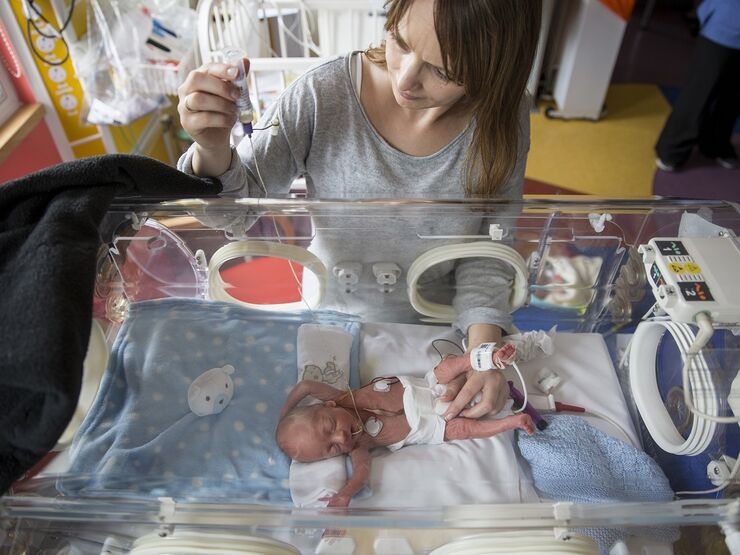 Feeding milk through tube