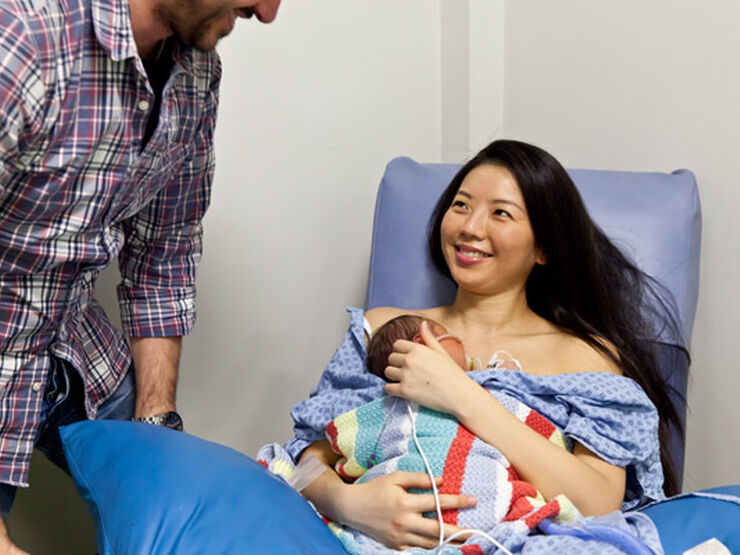 Eight Ways To Help Someone With A Baby In Neonatal Care Hero